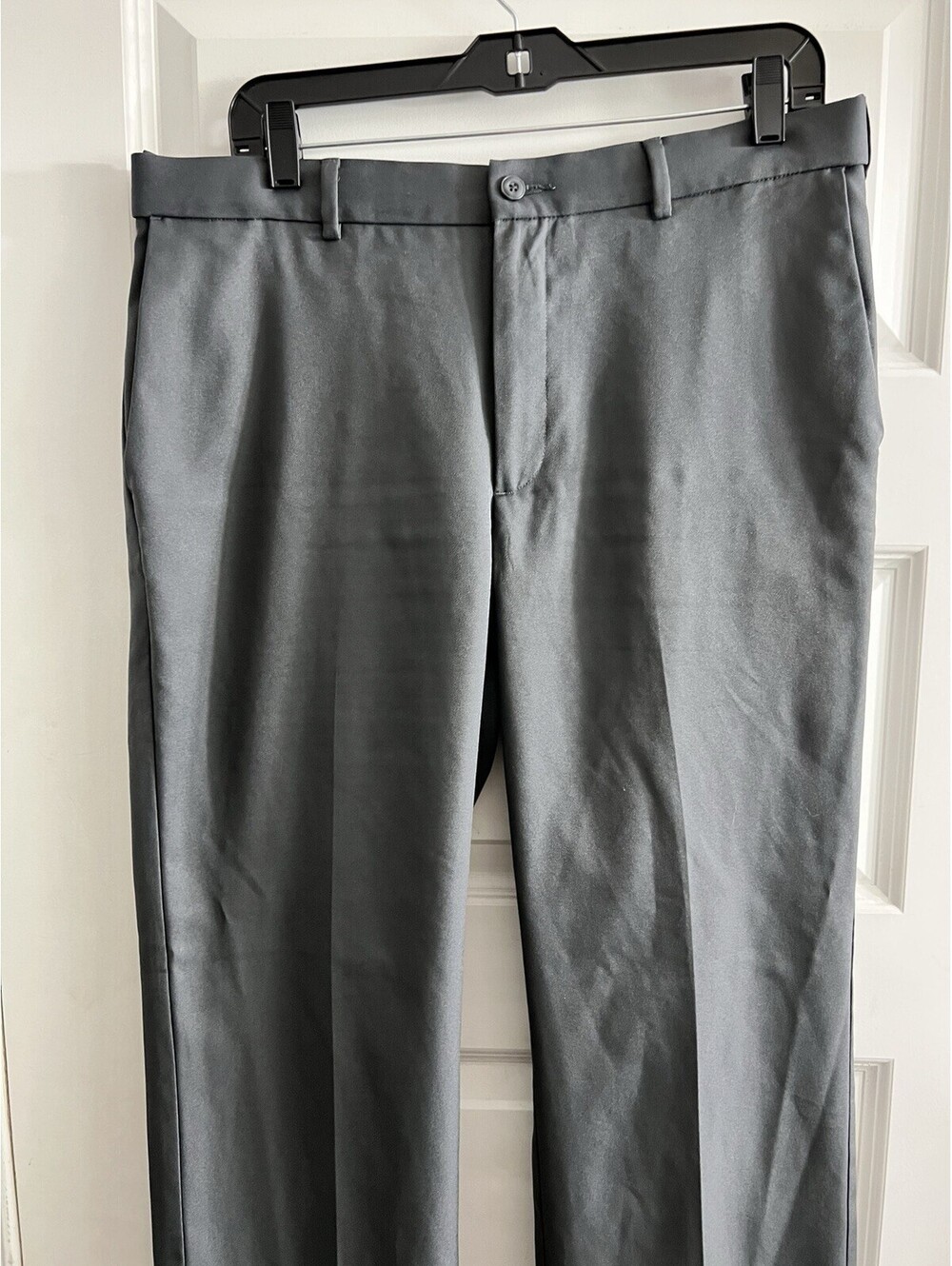 PGA Tour Men’s Golf Pants Black Flat Front Straight Leg Performance 34x30 - Picture 2 of 7